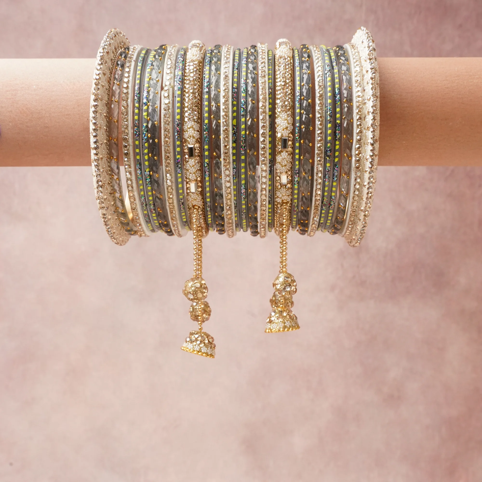 A commanding Champagne Gold anchors this beautiful set, enriched with accents of Clear Crystal, Iridescent Sparkle, Lime Green, Cream Pearl that add depth and dimension.

Featuring a striking composition of Gold-plated Metal Alloy, Glass Crystal, Synthetic Pearl, Lacquer/Resin, this set carries intricate craftsmanship and strong presence. Grand in form, it is created for moments that deserve to be marked.